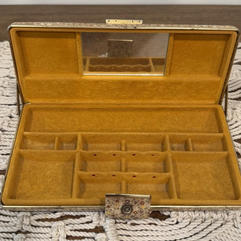 VTG Travel Jewelry Box Clamshell Hard Case Floral Gold Base Mirror MCM 70s 80s
